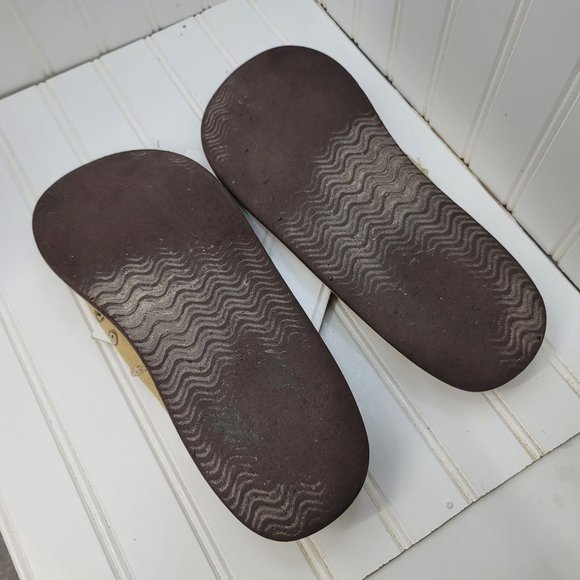 Maui Island men’s slip on shoes Size 12 - Picture 11 of 11